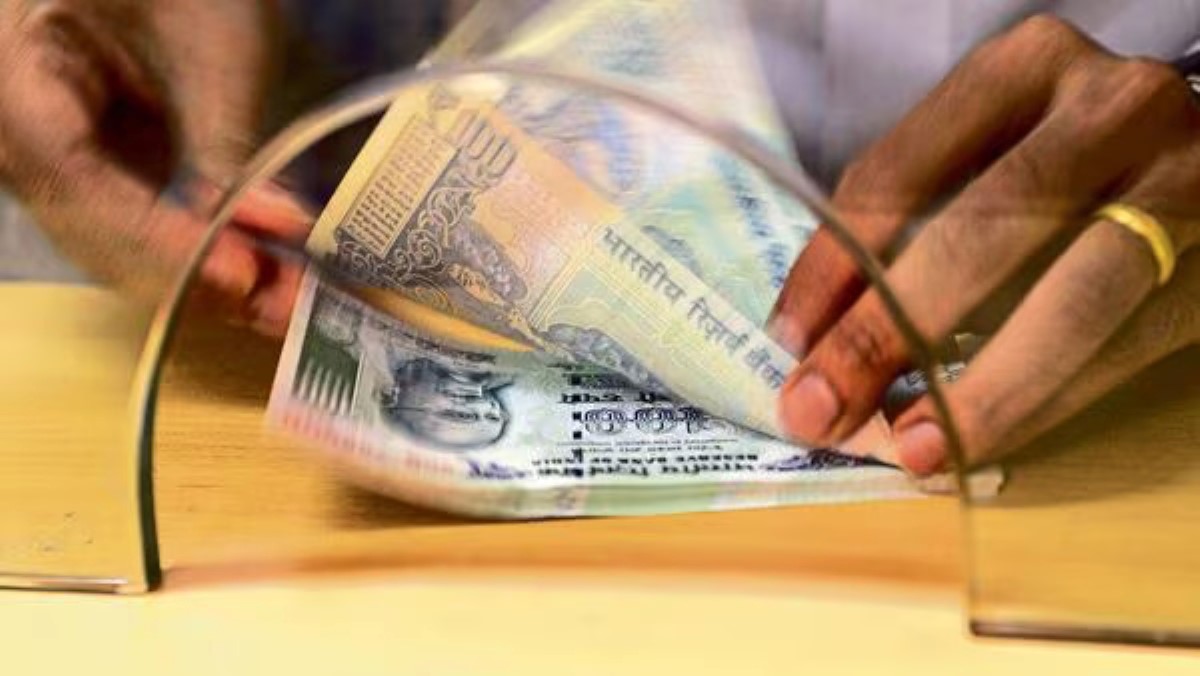 7th pay commission: understanding dearness allowance (da) and expected hike for central government employees