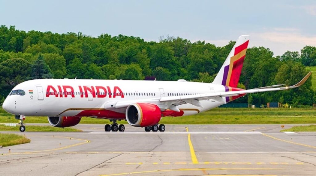 Seven planes receive bomb threats, routes changed; delays caused, Agencies declare all threats false after thorough investigation
